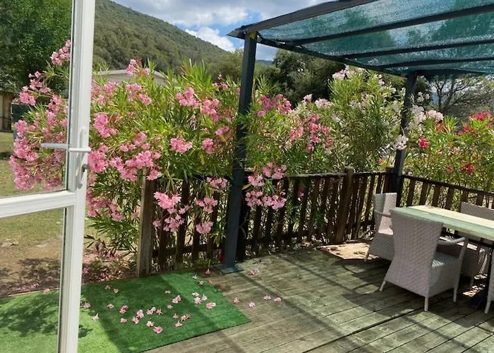 酒店 乌索尔缇皮亚尼旅馆 3*